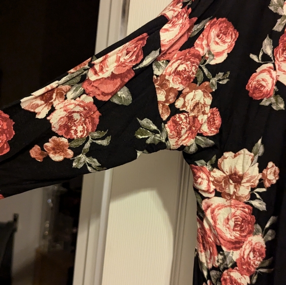 Maurices Floral Print Open Front Cardigan size 2 - Picture 4 of 7